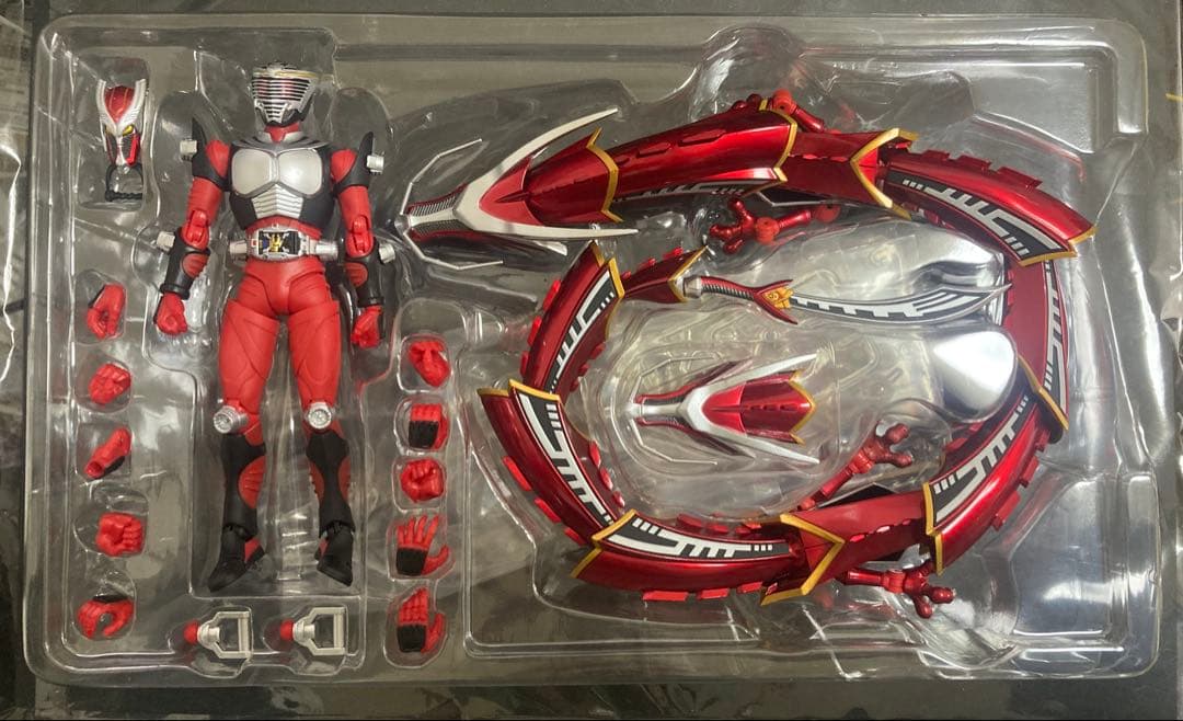 S.H.Figuarts 仮面ライダー龍騎＆ドラグレッダーセット