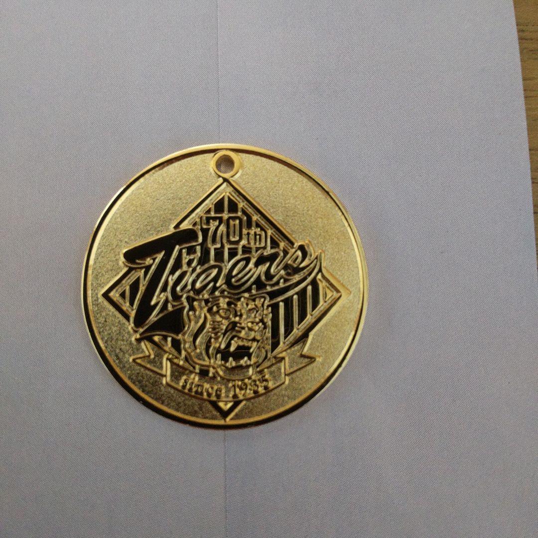 ☆2005年 阪神タイガース セリーグ優勝記念メダル☆ - メルカリ