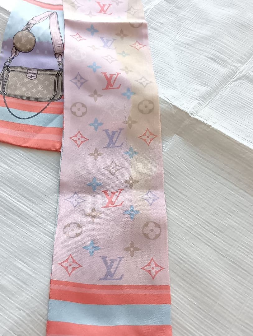 310 LOUIS VUITTON ルイヴィトン バッグ柄 スカーフ バンドー