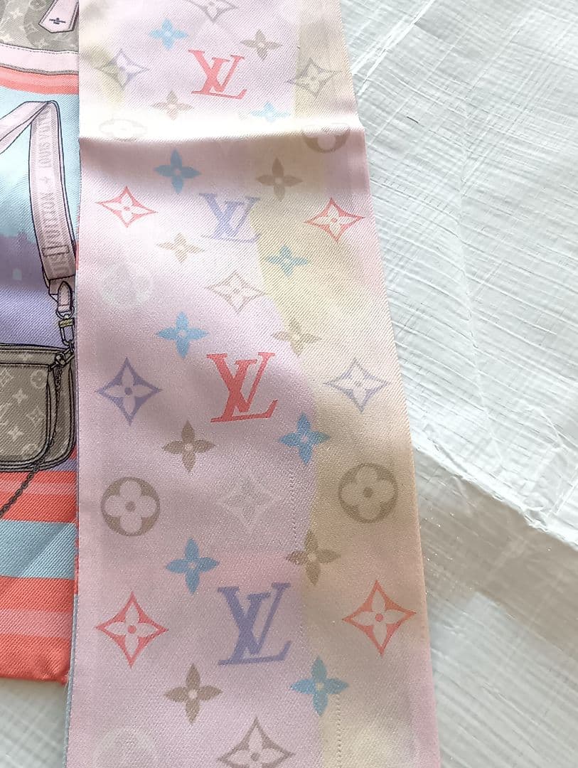 310 LOUIS VUITTON ルイヴィトン バッグ柄 スカーフ バンドー