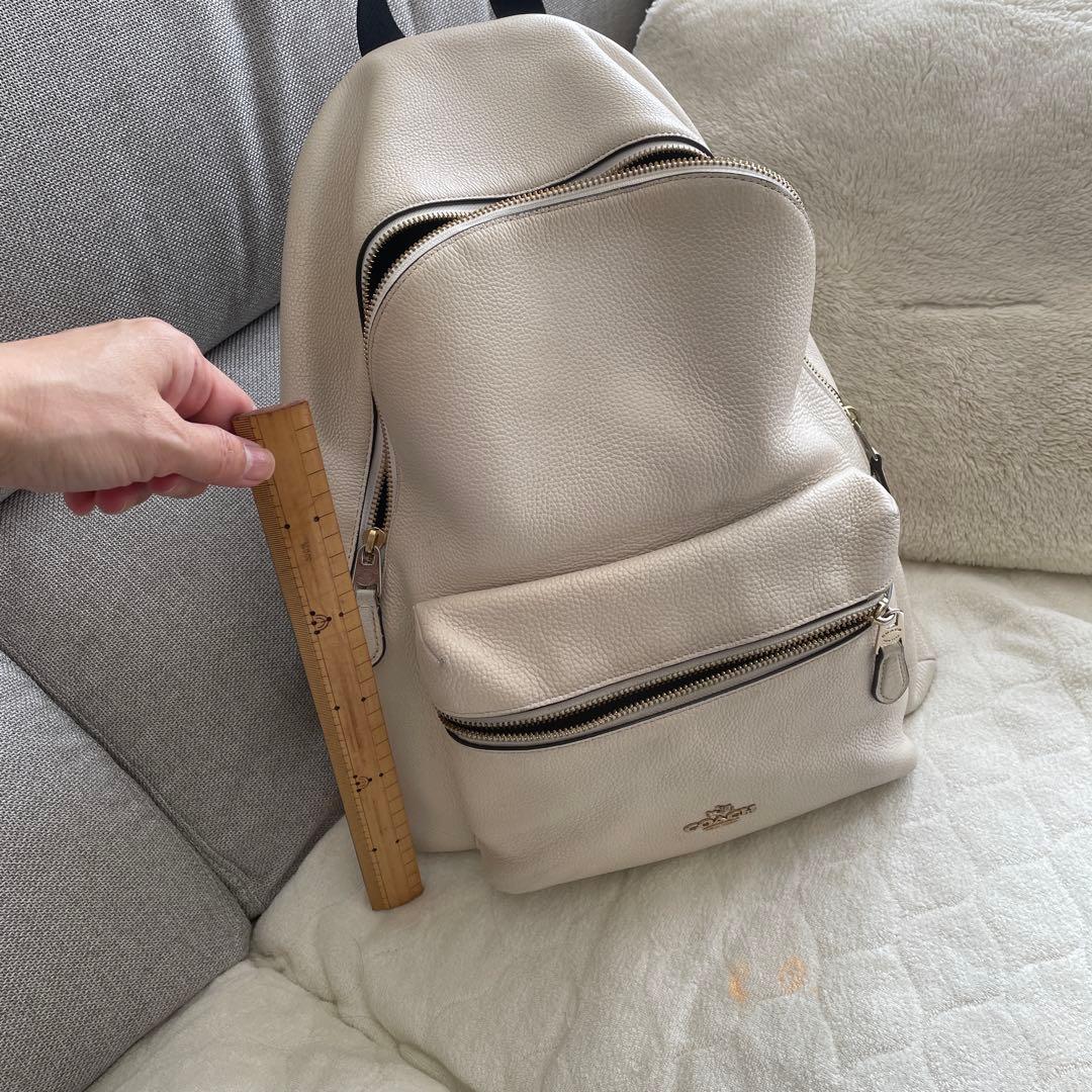COACH ホワイトレザーリュック