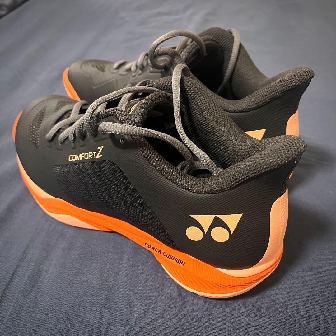 【美品】YONEX COMFORT Z バドミントンシューズ 25.0cm