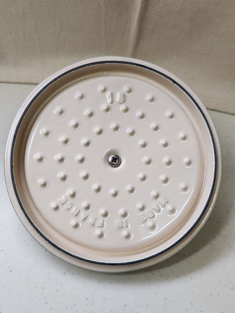 ■稀少■ ストウブ(Staub)ラウンドココット16cm[旧旧型] グレー