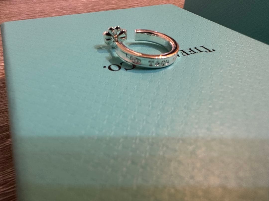 【新品】Tiffany & Co. シルバー フープピアス