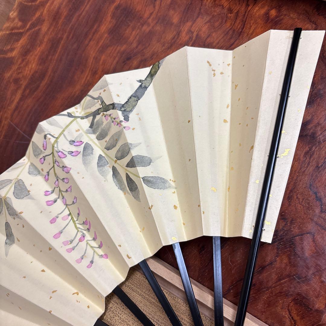 舞扇子 紫の花と緑の葉 o0114o15