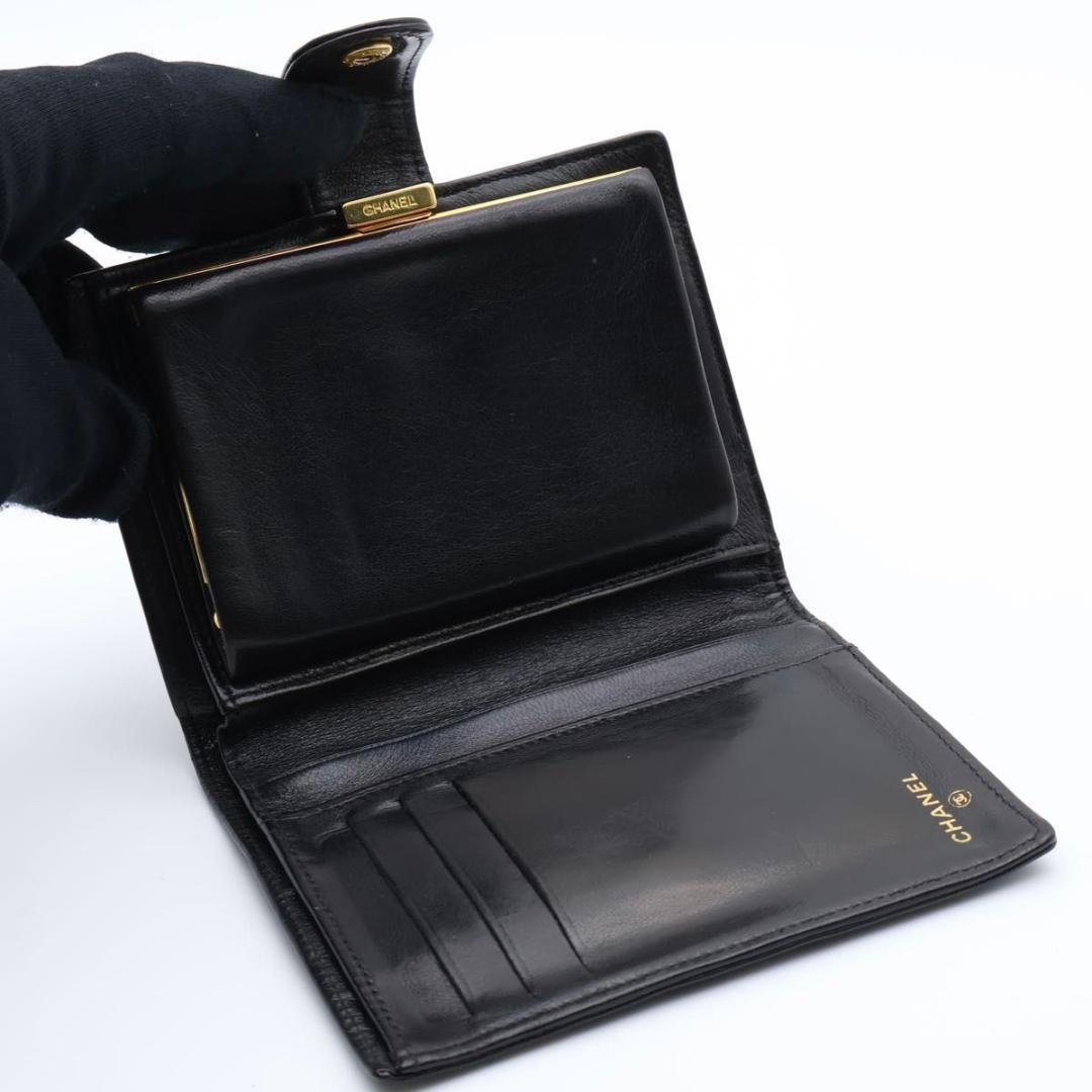 極美品】CHANEL デカココ がま口二つ折り財布 ラムスキン 黒 - メルカリ