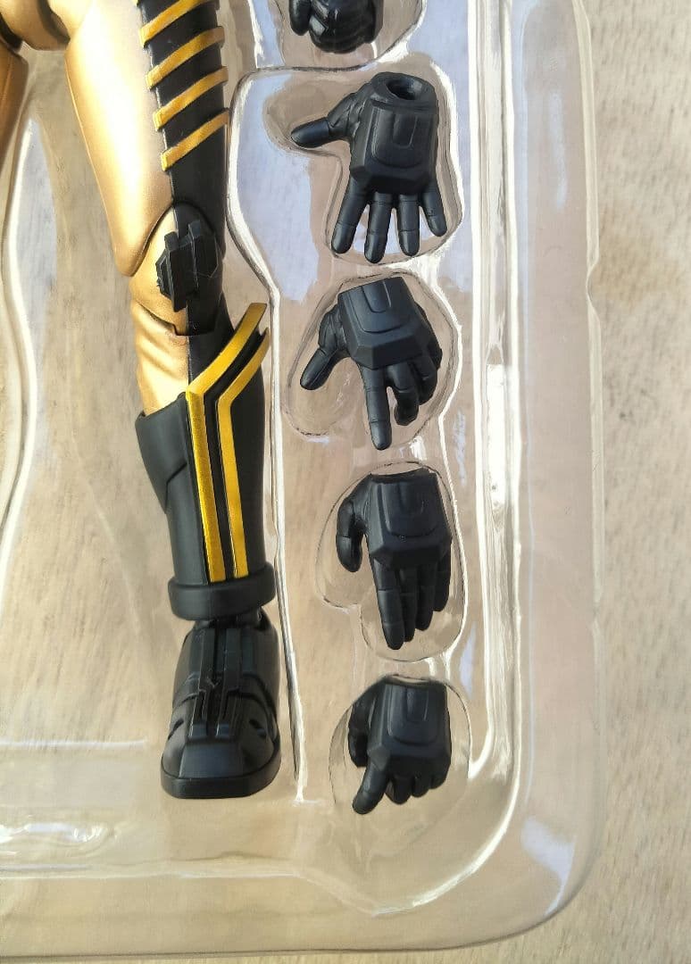 S.H.Figuarts 仮面ライダーレジェンド ガッチャード