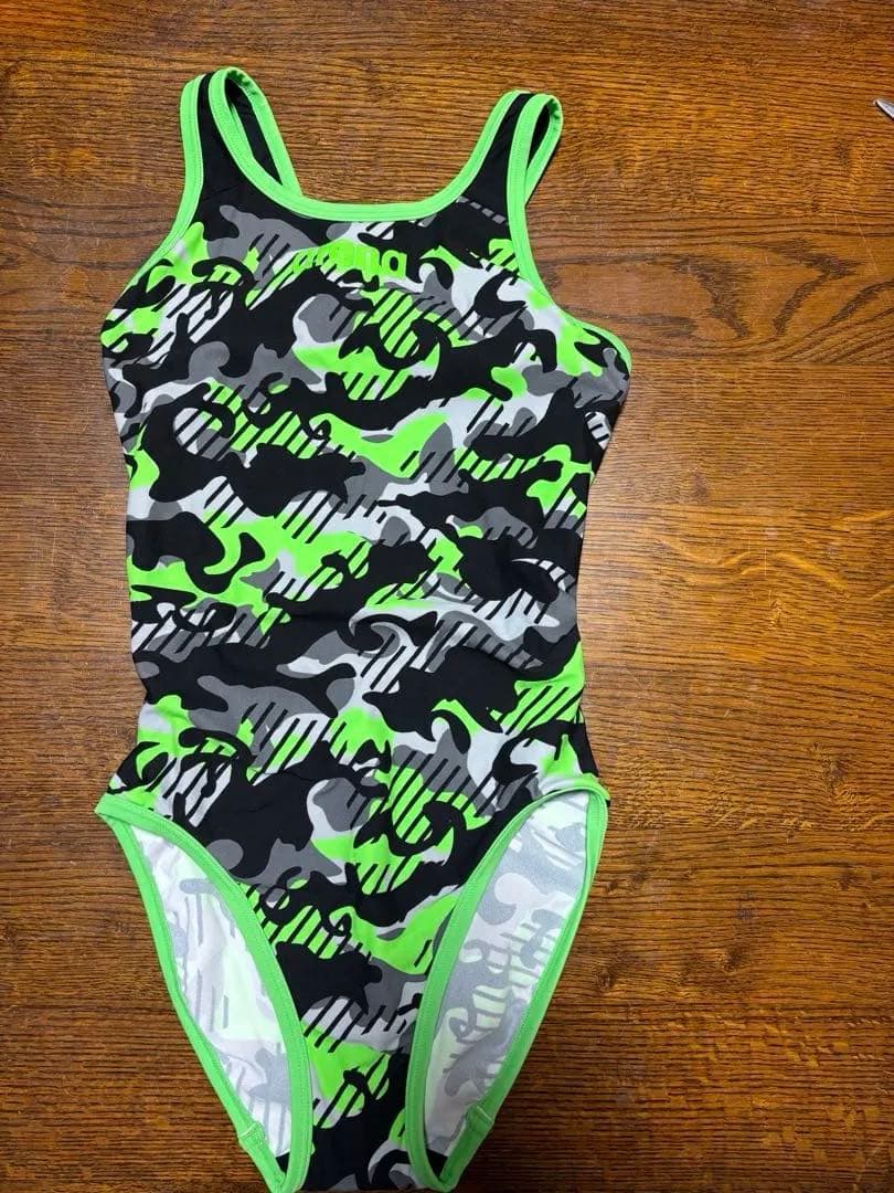 arena 水着　4点セット