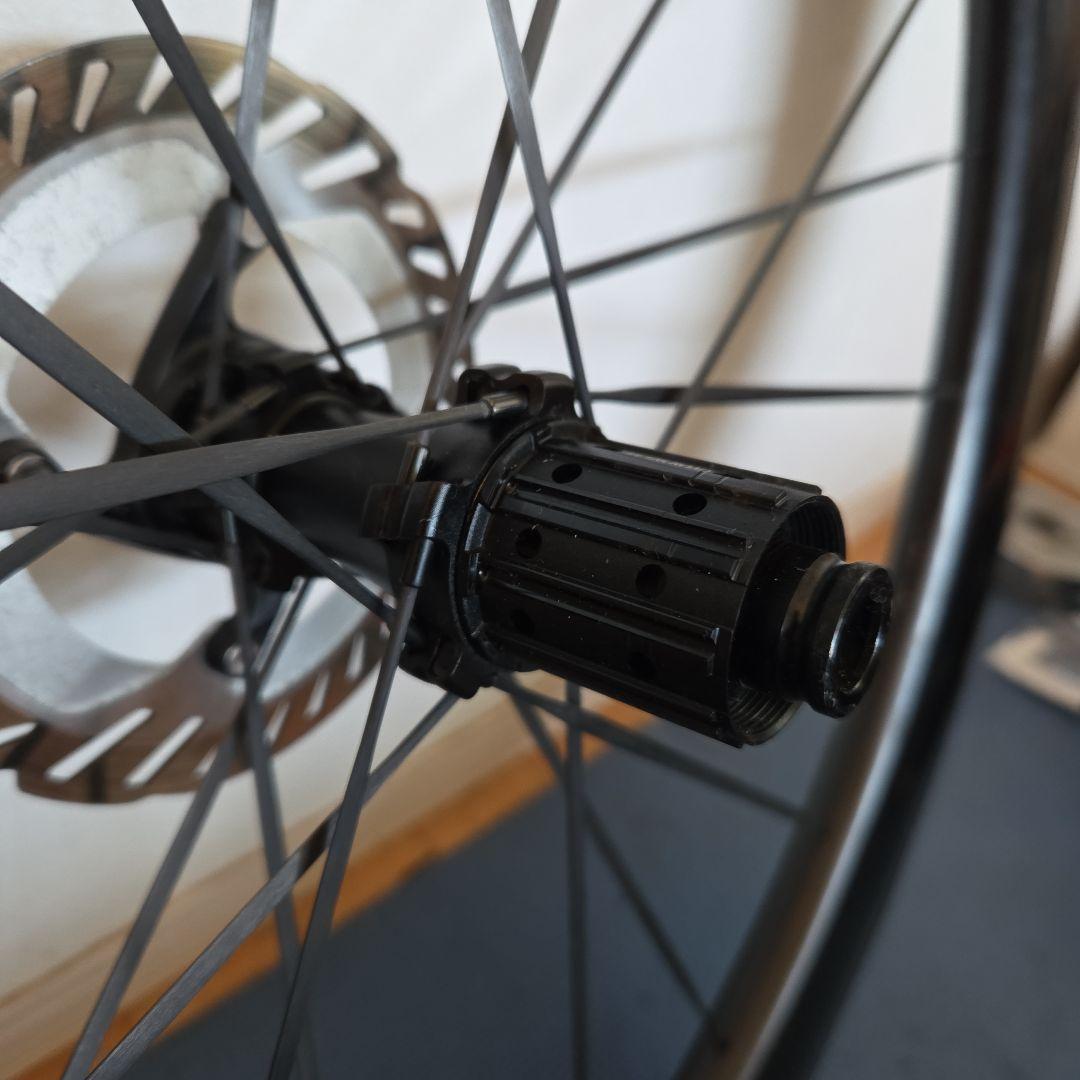 未使用に近い】8lien L6Wカーボンホイール|GPタイヤ新品同様|即走行可