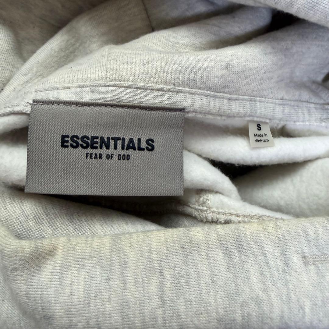 ESSENTIALS フード付き スウェット グレー