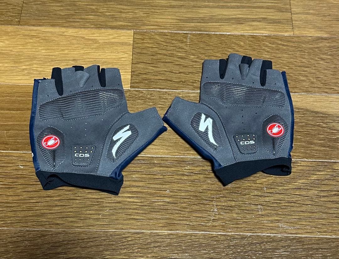 Soudal Quick-Step レーサーパンツ・グローブ 選手支給品