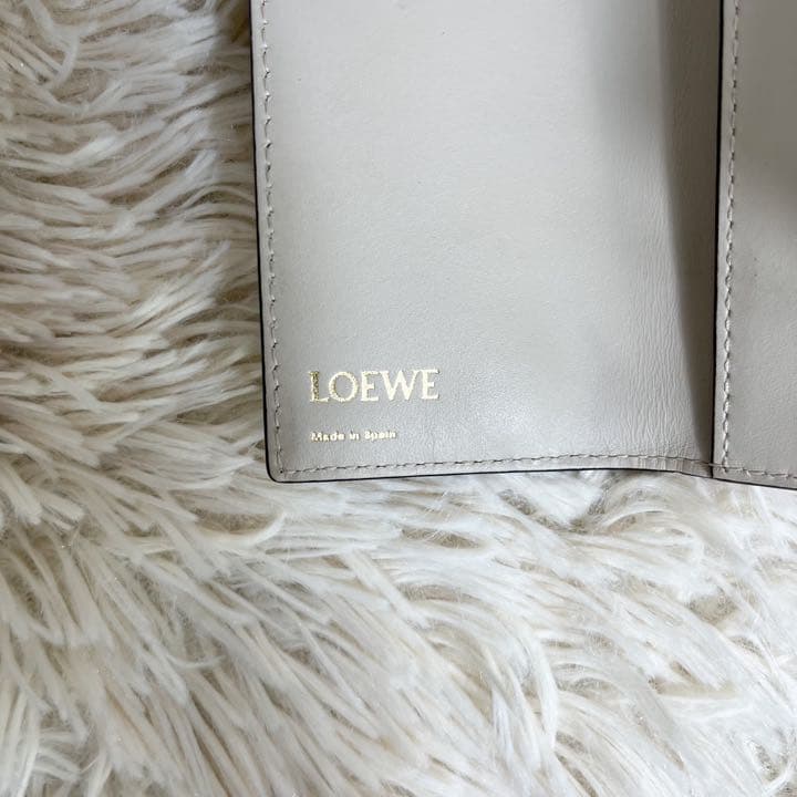 アウトレット 価格 通販ファッション - 【未使用品】ロエベ キーケース