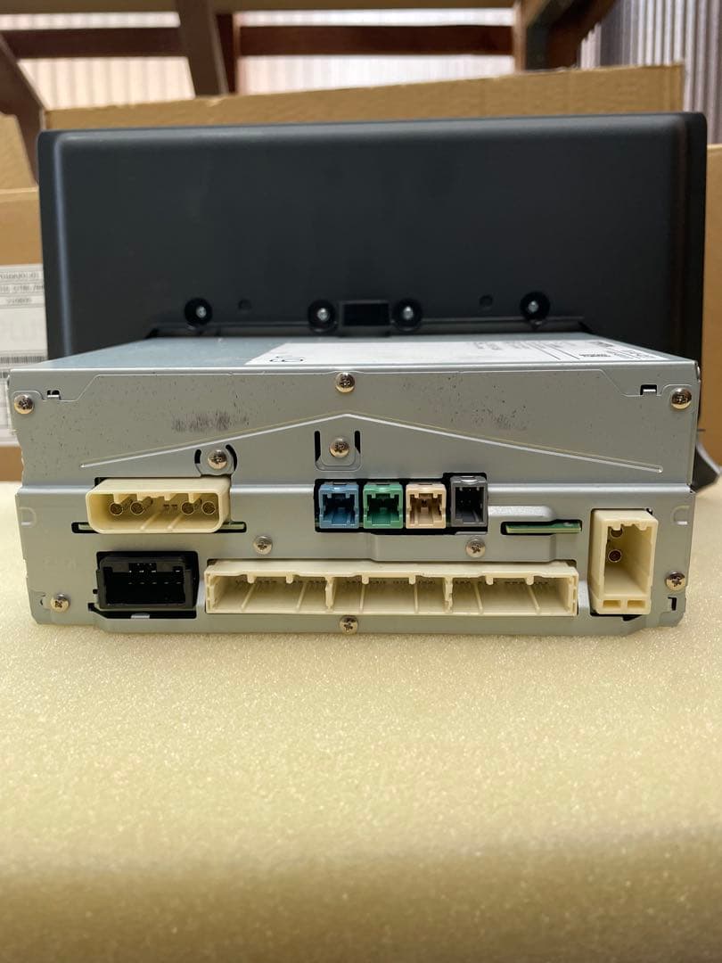 i*i様 トヨタrav4 ディスプレイオーディオ