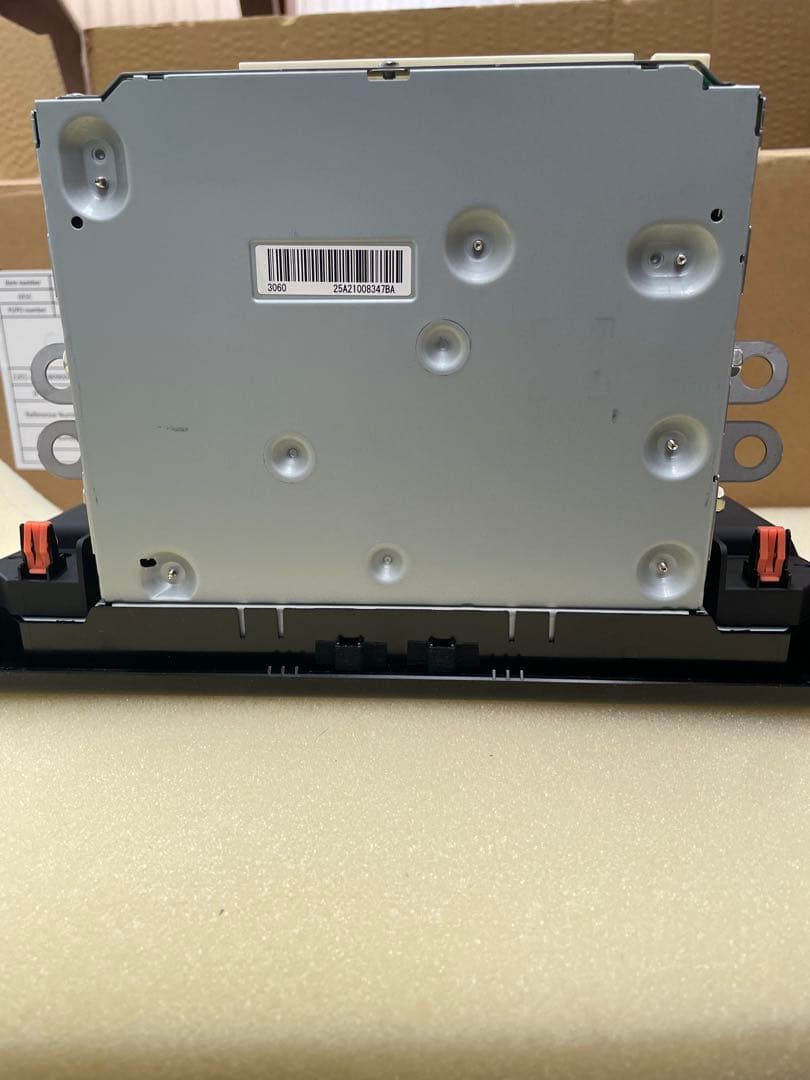 i*i様 トヨタrav4 ディスプレイオーディオ