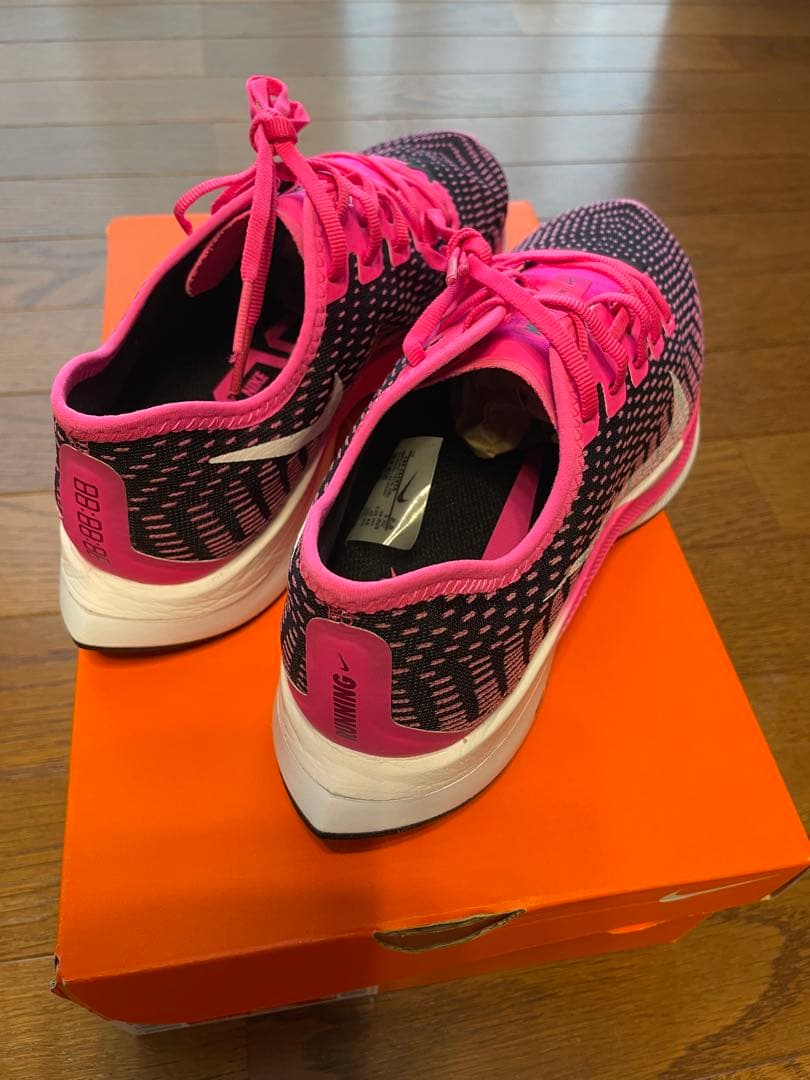 値下げ［美品］ナイキ ペガサスターボ2 25.5cm レディースnike 箱あり
