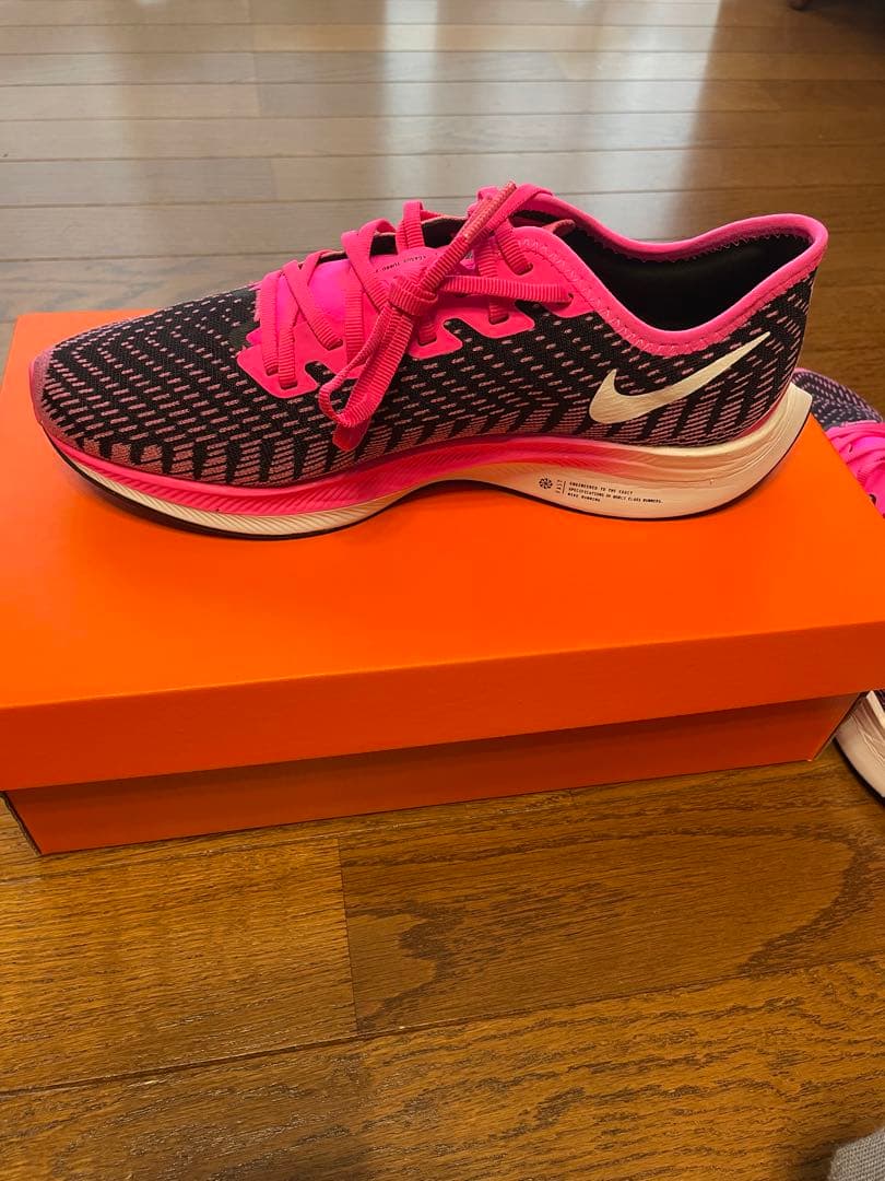 値下げ［美品］ナイキ ペガサスターボ2 25.5cm レディースnike 箱あり
