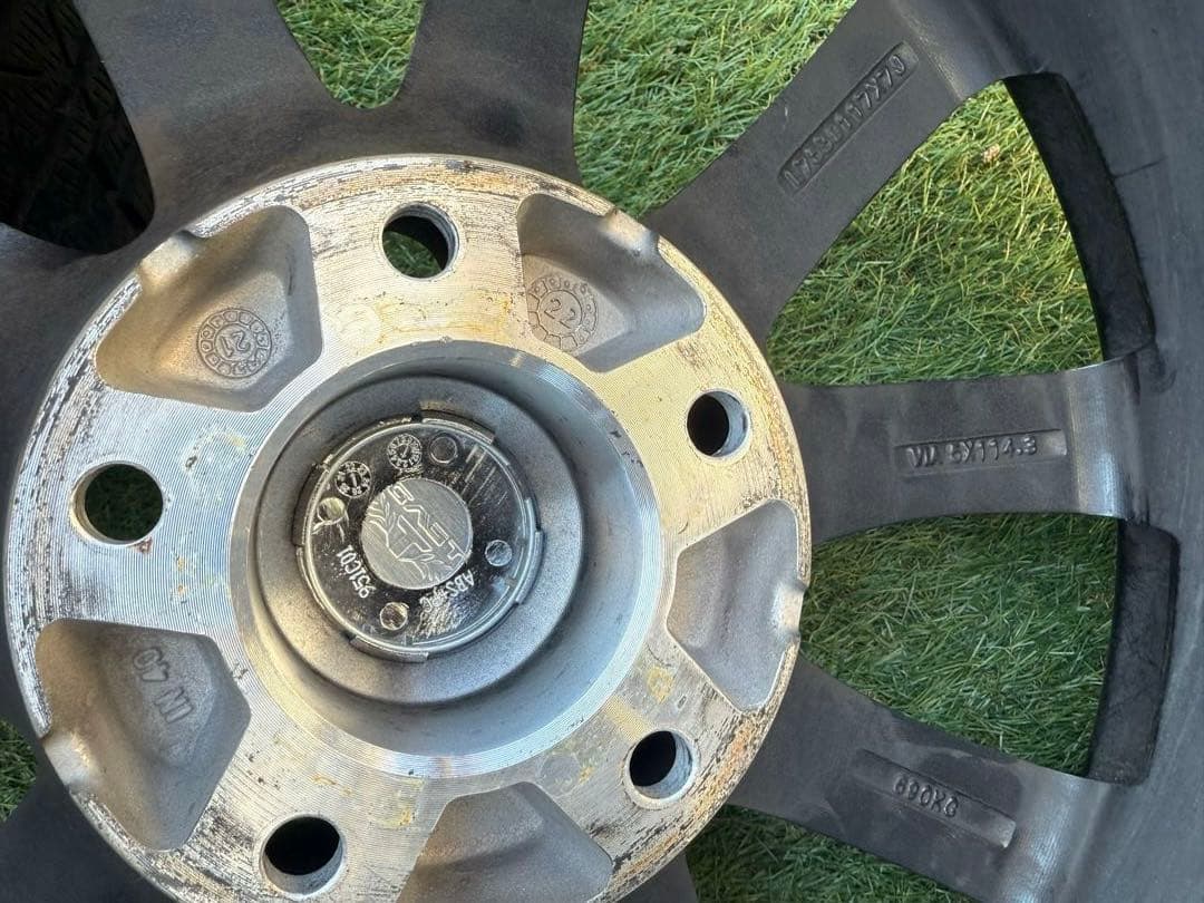 M*J様 タイヤホイールセット225/60R17