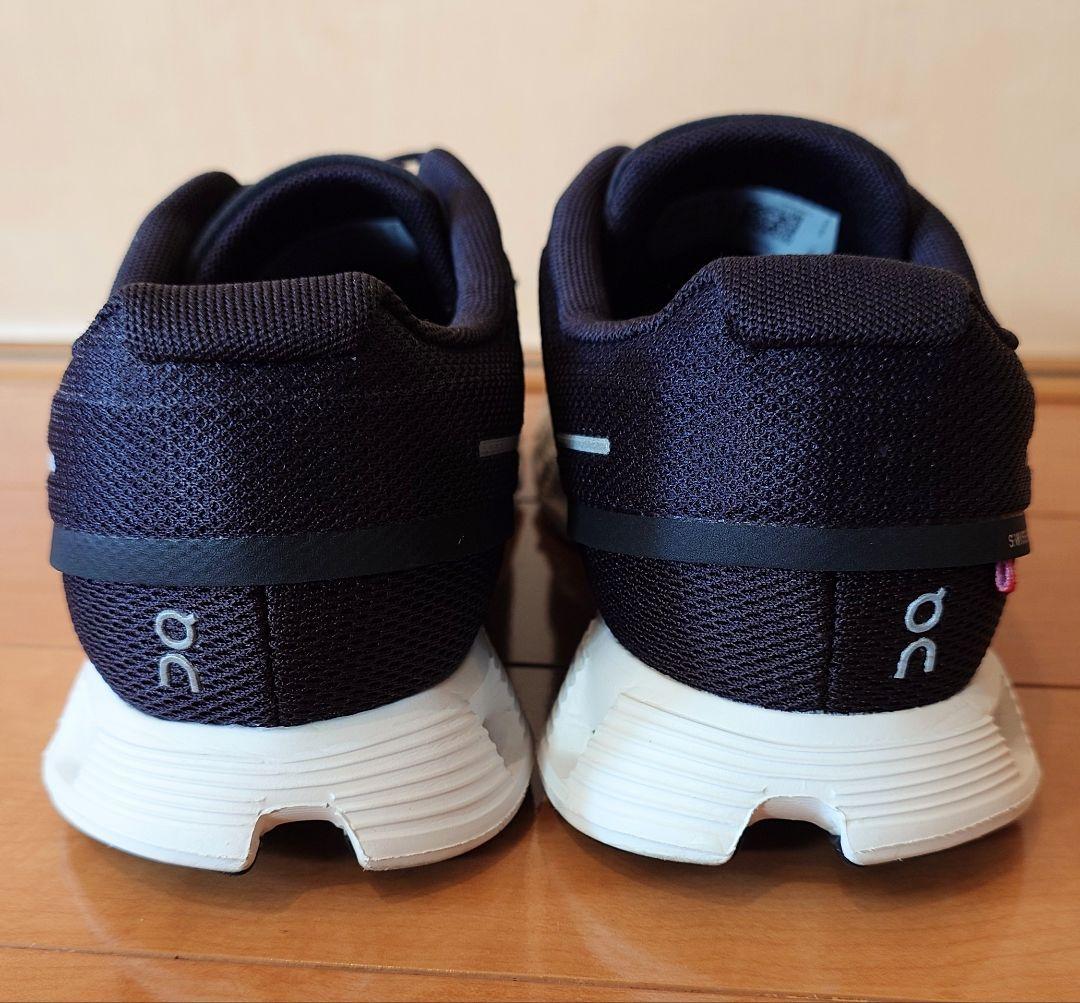 ON クラウド5 24.5cm 中古美品