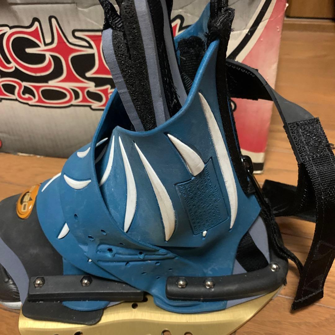 ウェイク　ビンディング　ウェイクボード　水上バイク