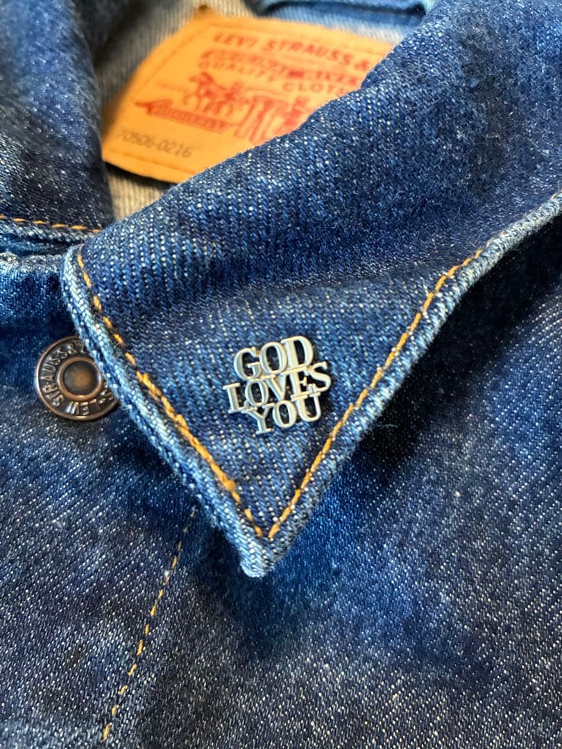 TIFFANY & CO. GOD LOVES YOU ピンバッチVINTAGE