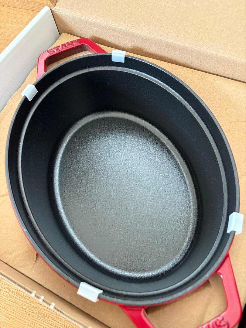 ストウブ ココット オーバル 27cm チェリー