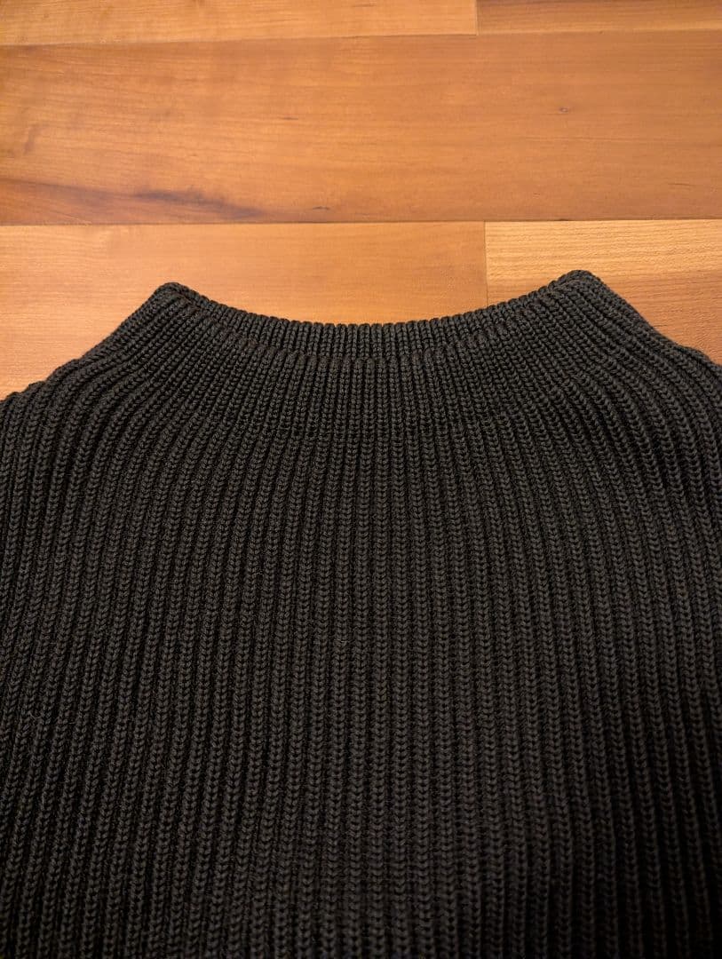 アンデルセンアンデルセン 5GG クールネック ハンティンググリーン　Sサイズ