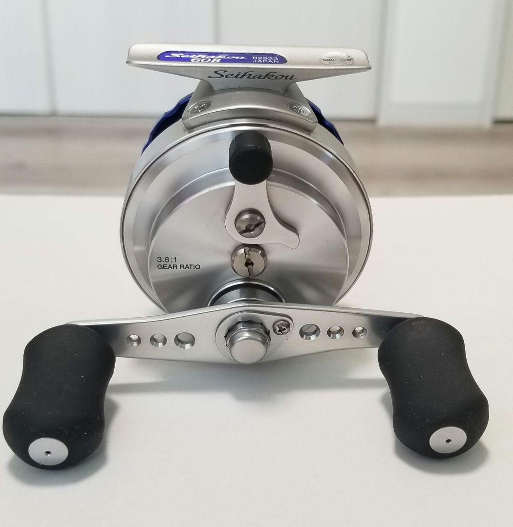 シマノ セイハコウ 60B シルバー/ブルー 右手巻きシマノ セイハコウ60B