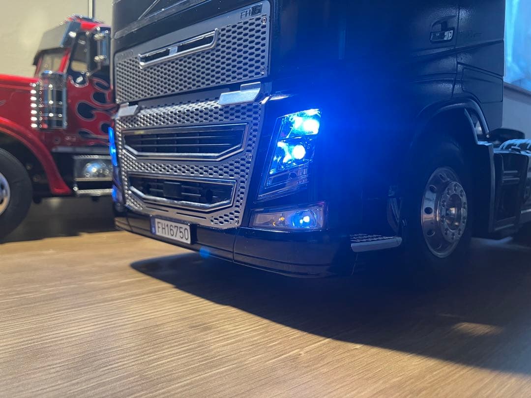 タミヤ1/14 ボルボ FH16 トレーラーヘッド フルオペ 土日限定価格