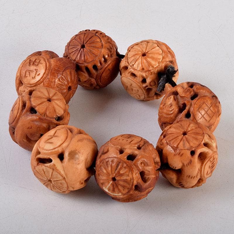 時代提げ物　木彫　干支　根付　トンボ玉　数珠　念珠　装飾品　N　8780