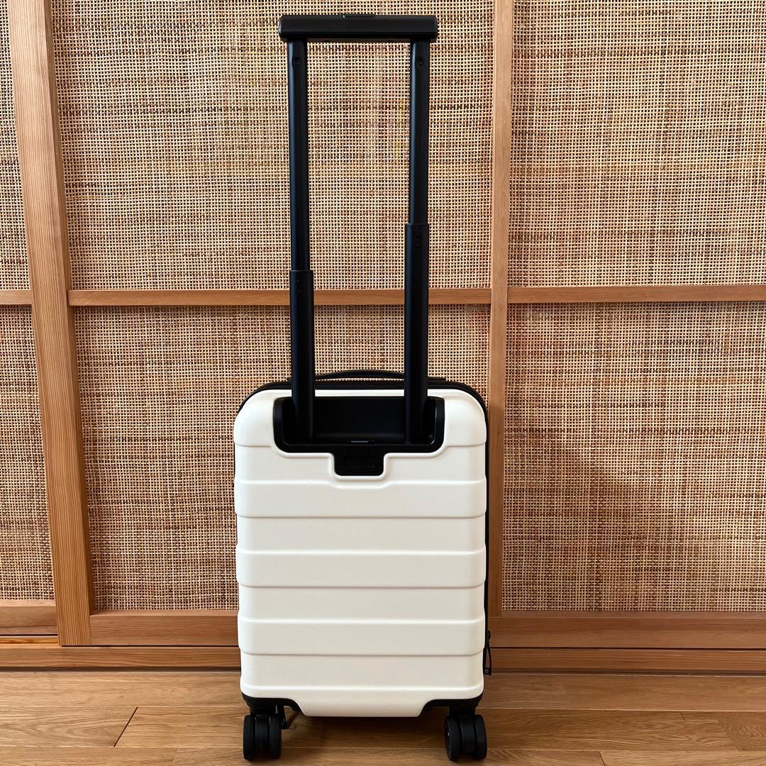 無印良品 キャリーケース20Lアイボリー