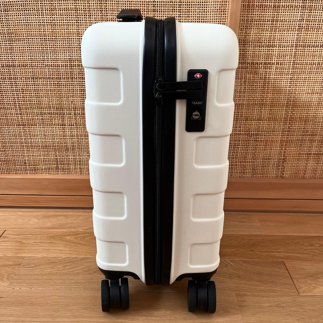 無印良品 キャリーケース20Lアイボリー