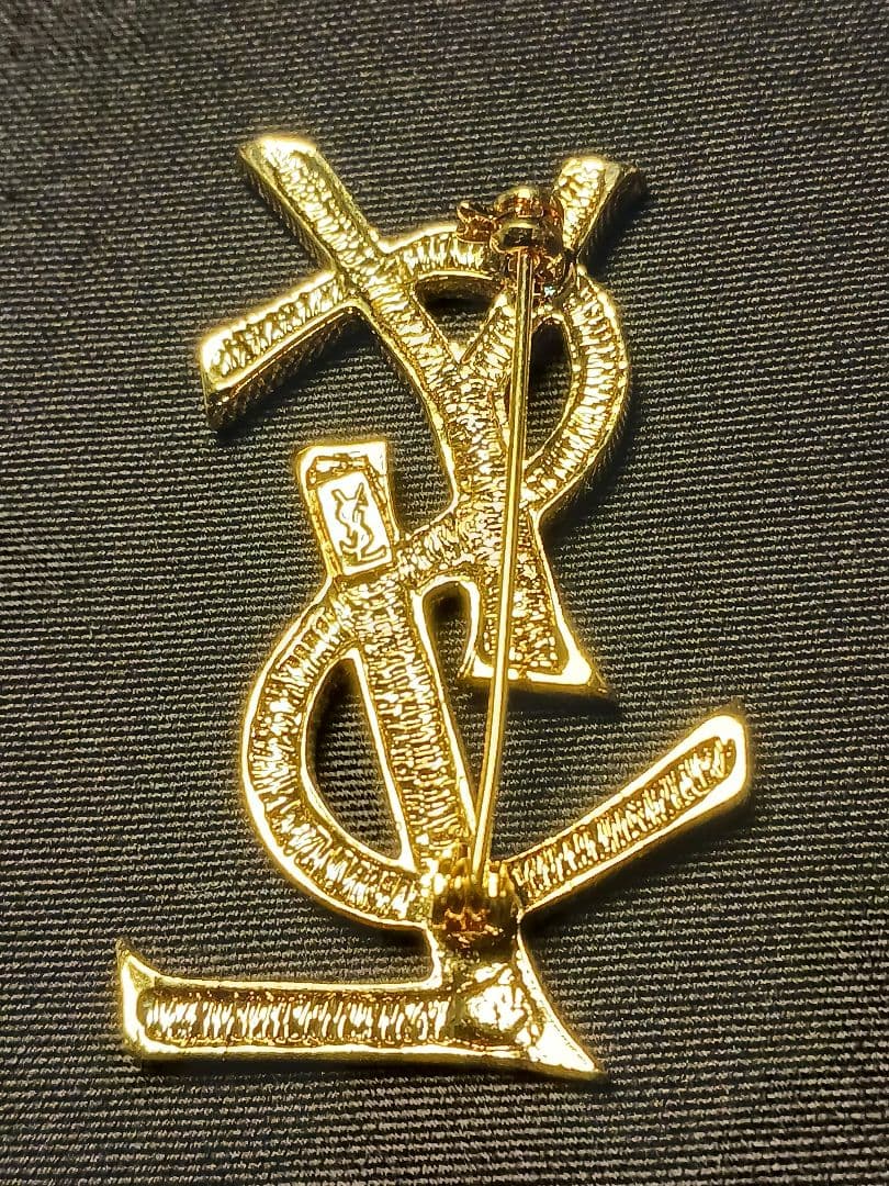 美品】イヴサンローラン ブローチ YSLロゴ ラインストーン