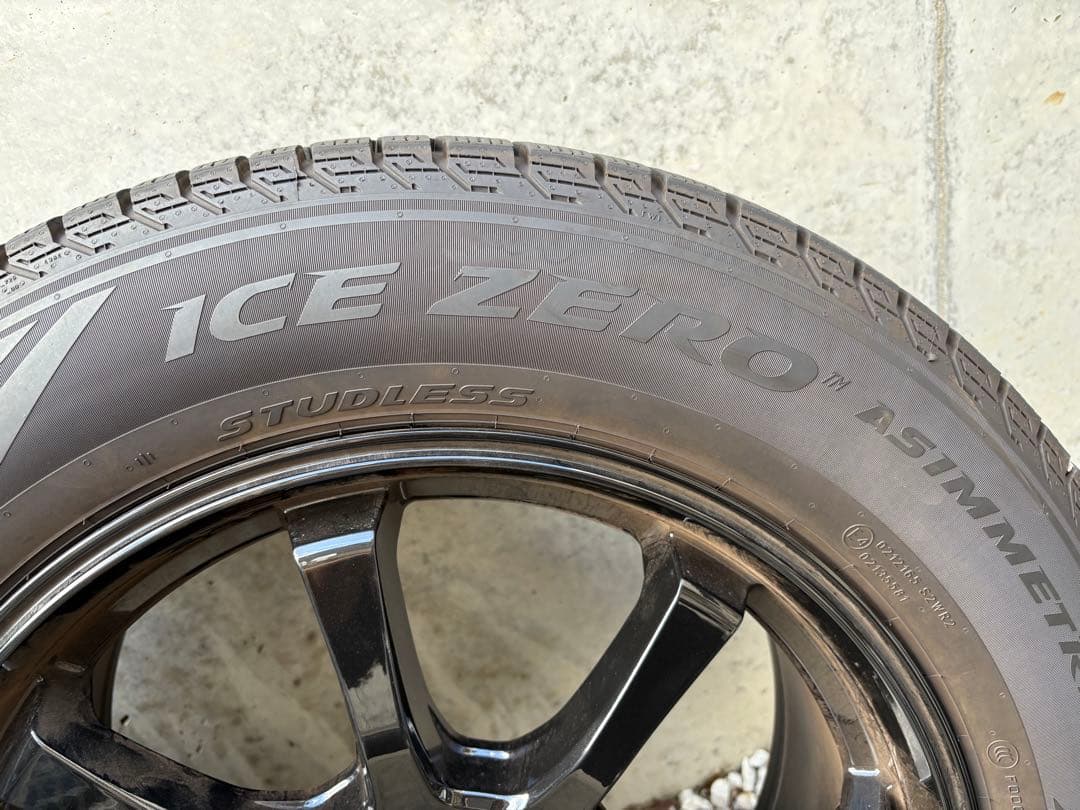 [n.t］235/60/R18 Pirelli Ice 24年製造
