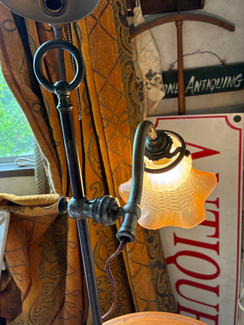 フランス　アンティーク　デスク　ランプ D ベッドサイド　卓上　真鍮　ランプ