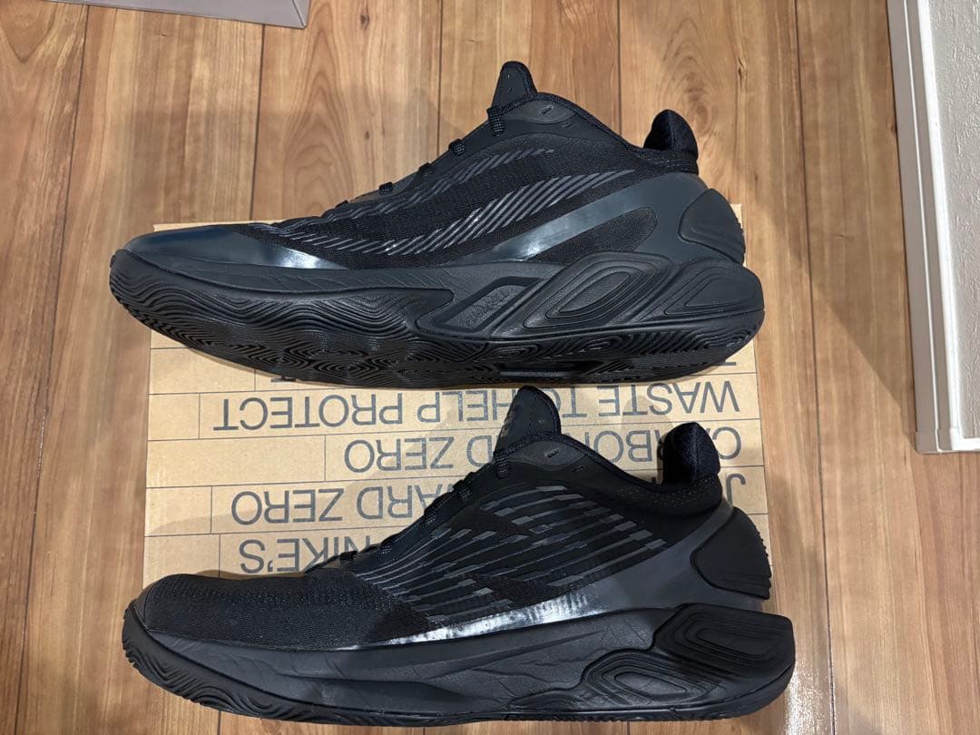 ニューバランス　TWO WAY V5 32cm