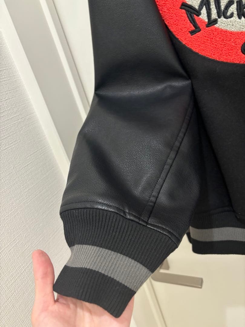 ディズニー100周年記念　ミッキースタジャン　新品未使用