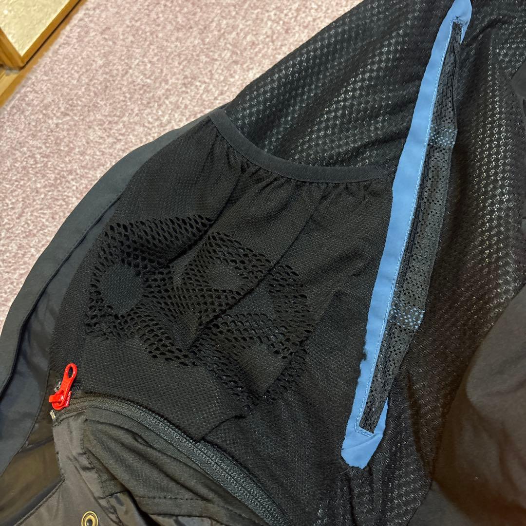 686 シックスエイトシックス GORE-TEX スノーボードジャケット　M