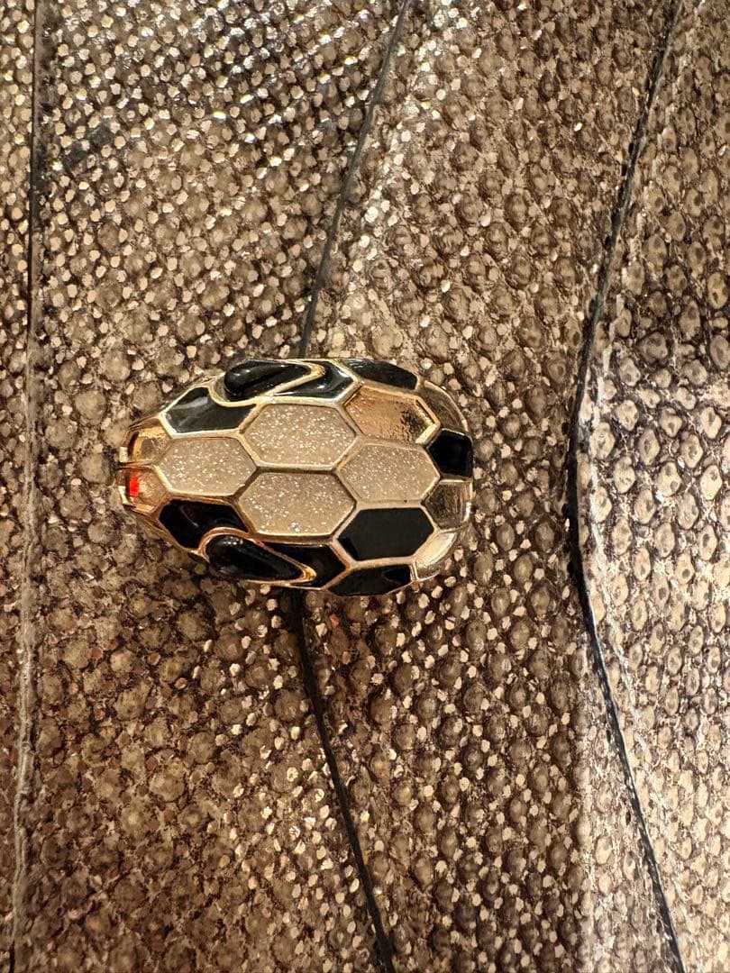 希少 ブルガリ セルペンティフォーエバー メタリックカルングスキン