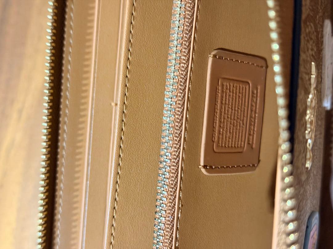 COACH スヌーピー パッチ 長財布