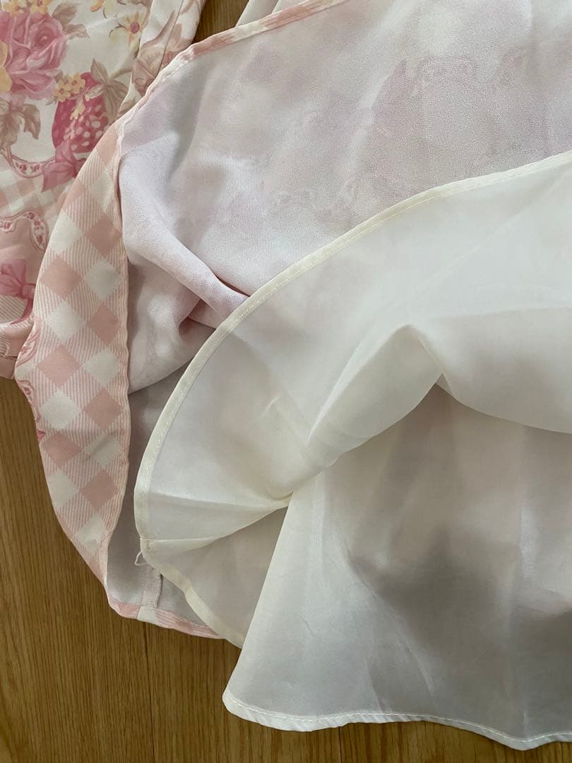 LIZLISA リズメロ メロメロストロベリーワンピース ホワイト