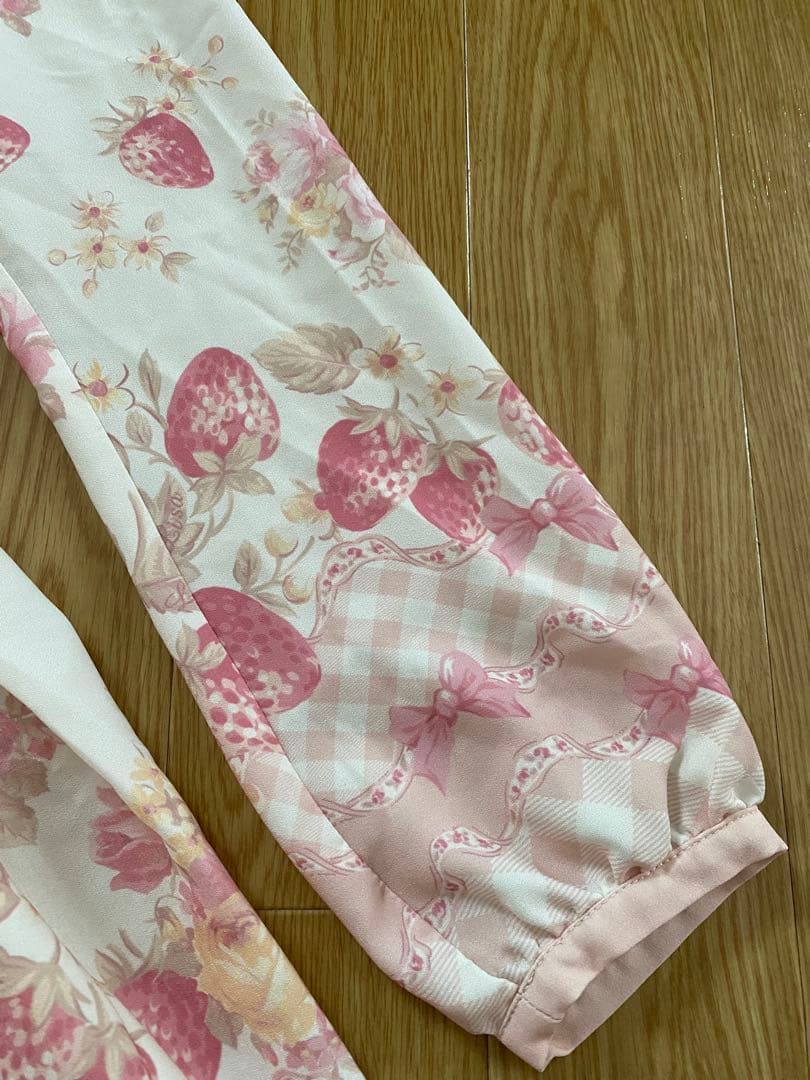 LIZLISA リズメロ メロメロストロベリーワンピース ホワイト