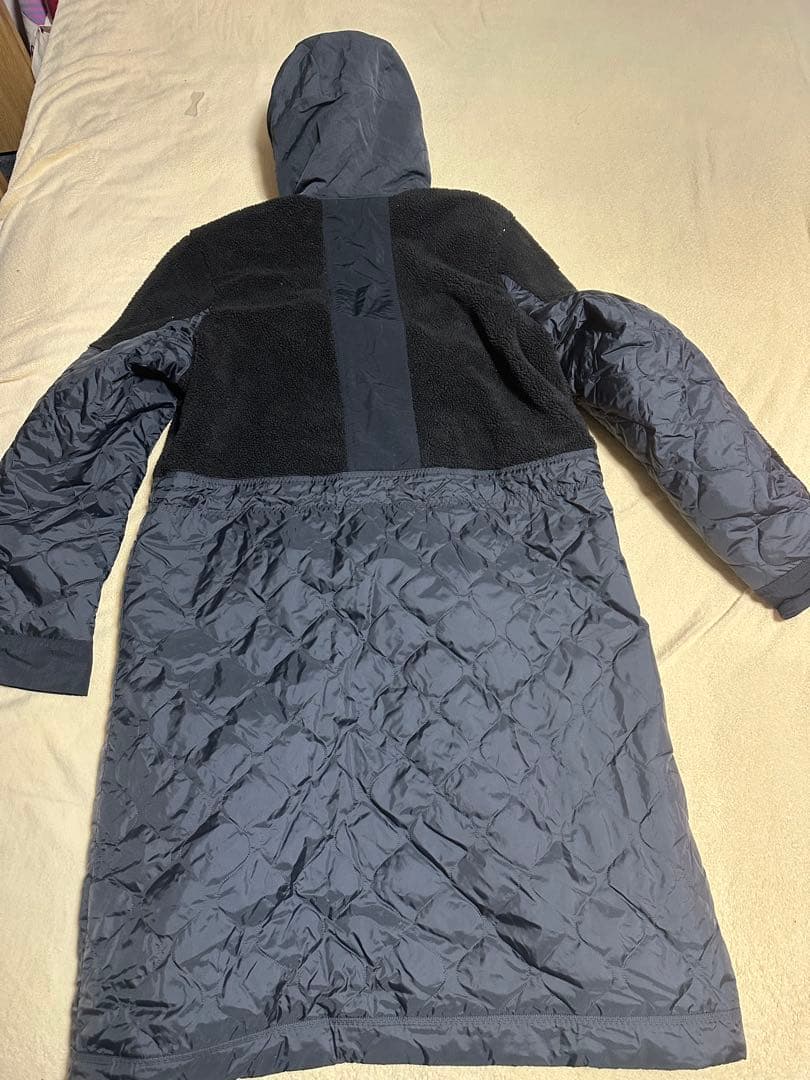【未使用】NIKE ナイキ キルティングロングコート　Mサイズ