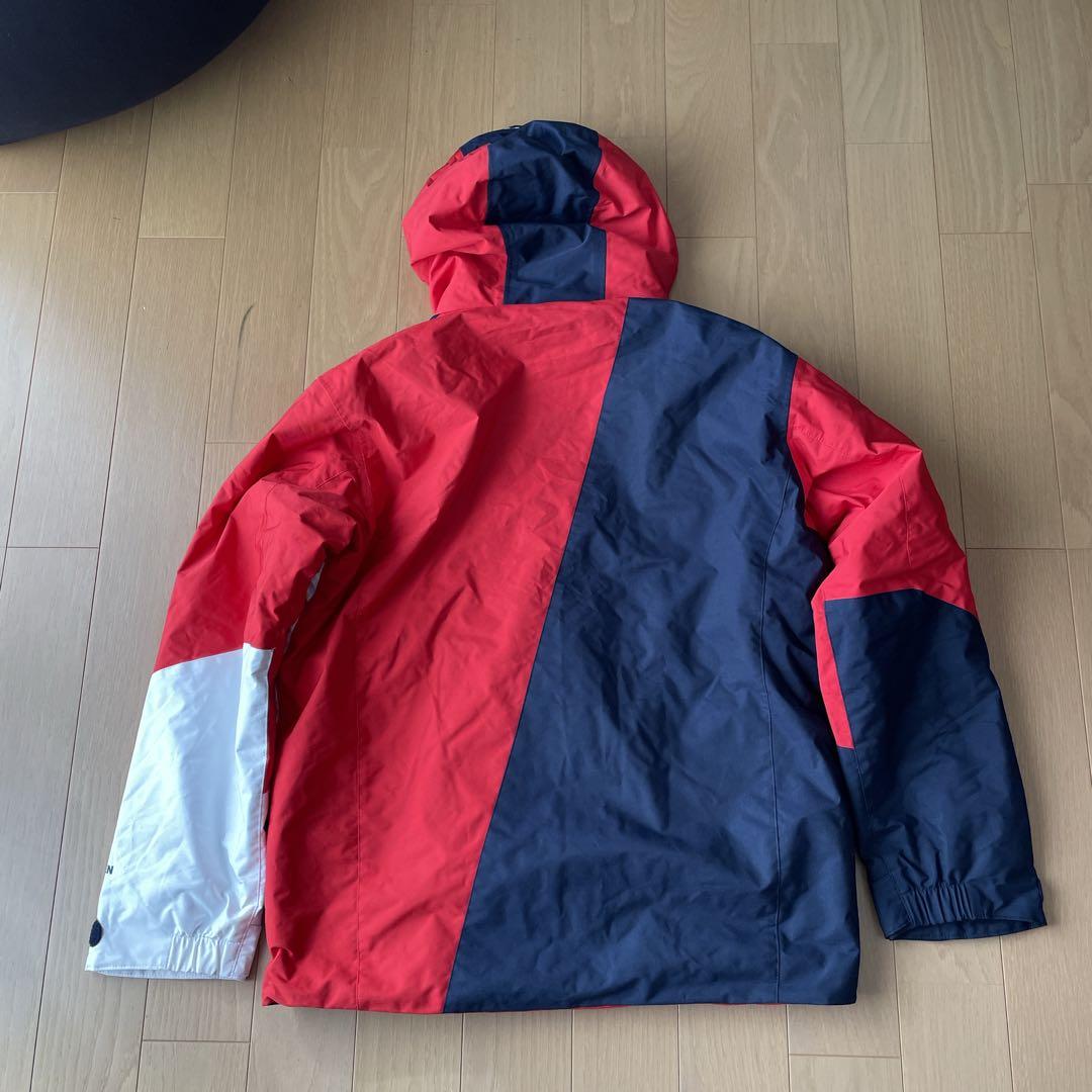 ヘリーハンセン　HELLY HANSEN スキーウェア　サイズL 中古