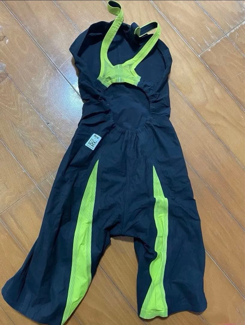 値下げしました　ミズノ　GX sonic 2 ST ハーフスーツ　競泳用　M