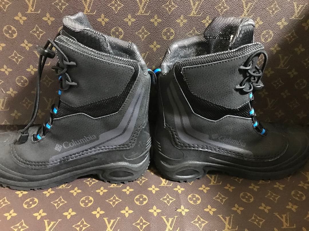 スノーボード Columbia Bugaboot PlusIV Omni-Heat Boot