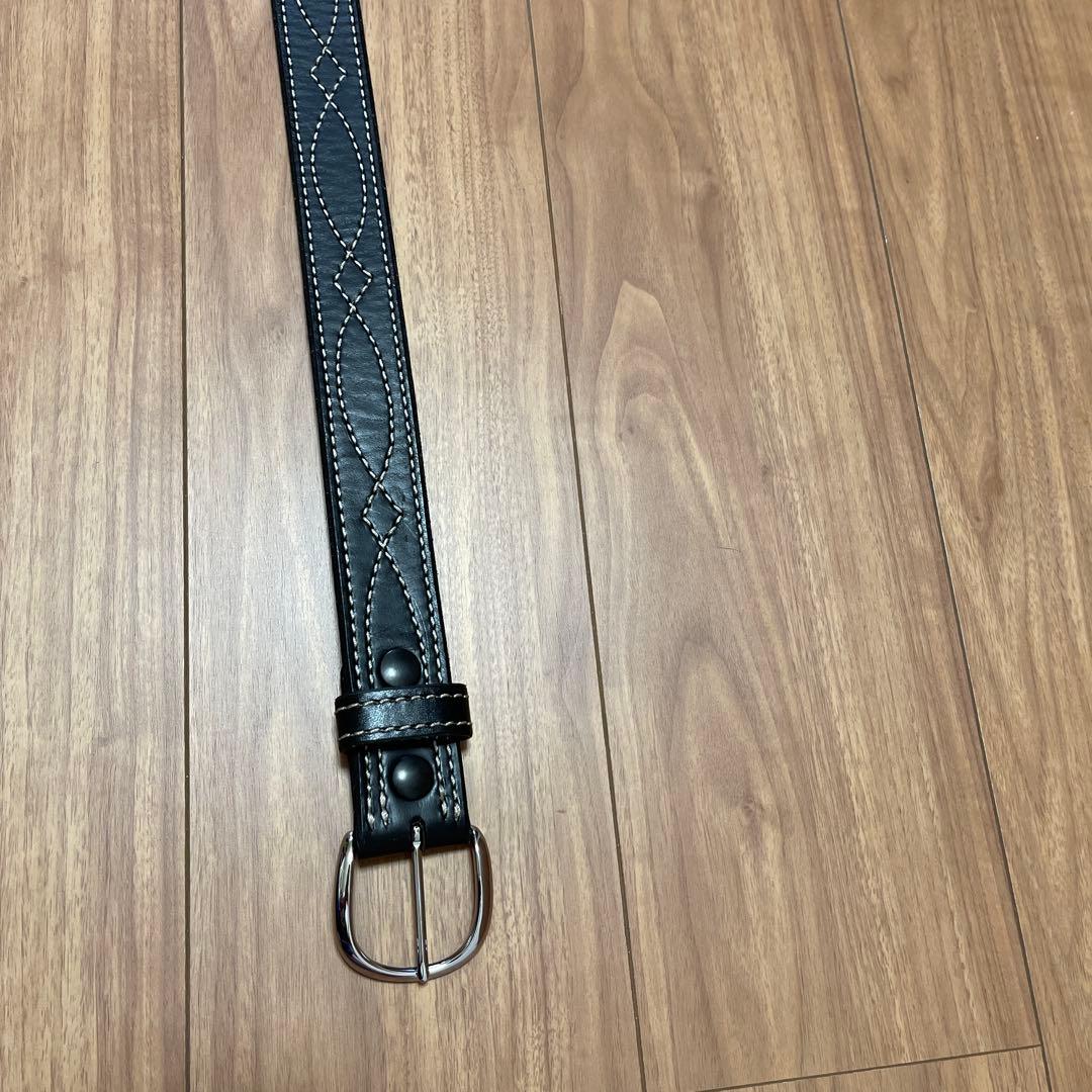 ＡＫＥＲ　ステッチ入り黒レザーベルト