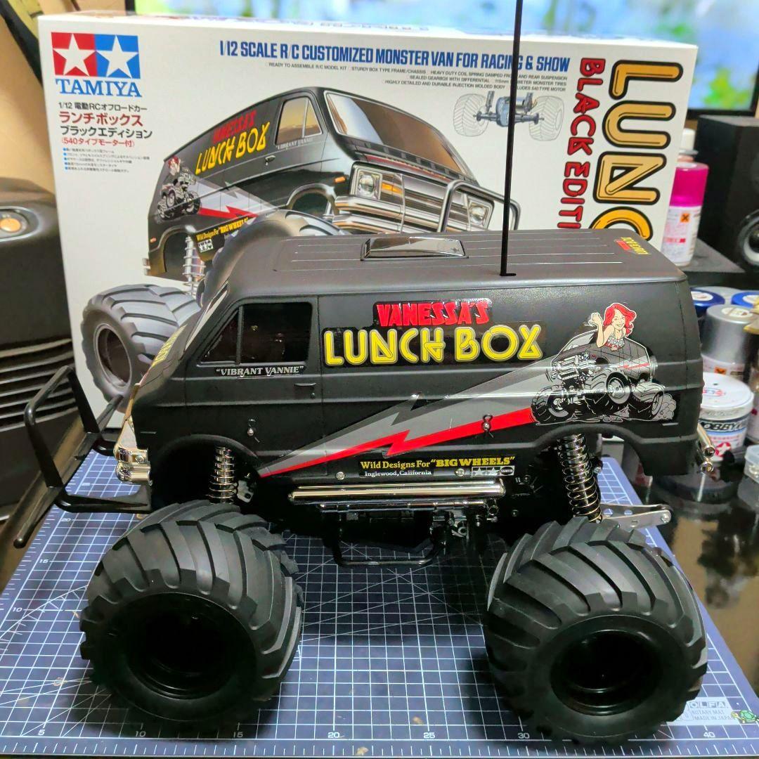 タミヤ ランチボックス ブラックエディション フルベア、サーボ、LED付き