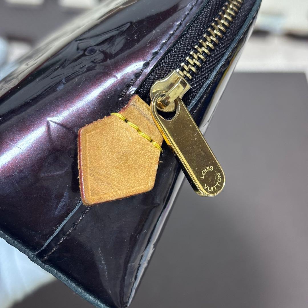 LOUIS VUITTON ヴェルニ アラマント コスメティックポーチ