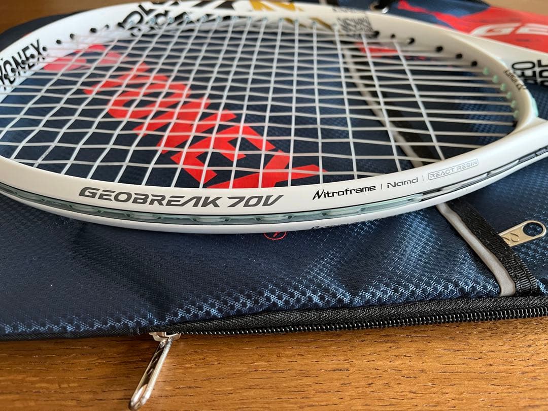 ソフトテニス ラケット ジオブレイク 70V ホワイト カバー付き