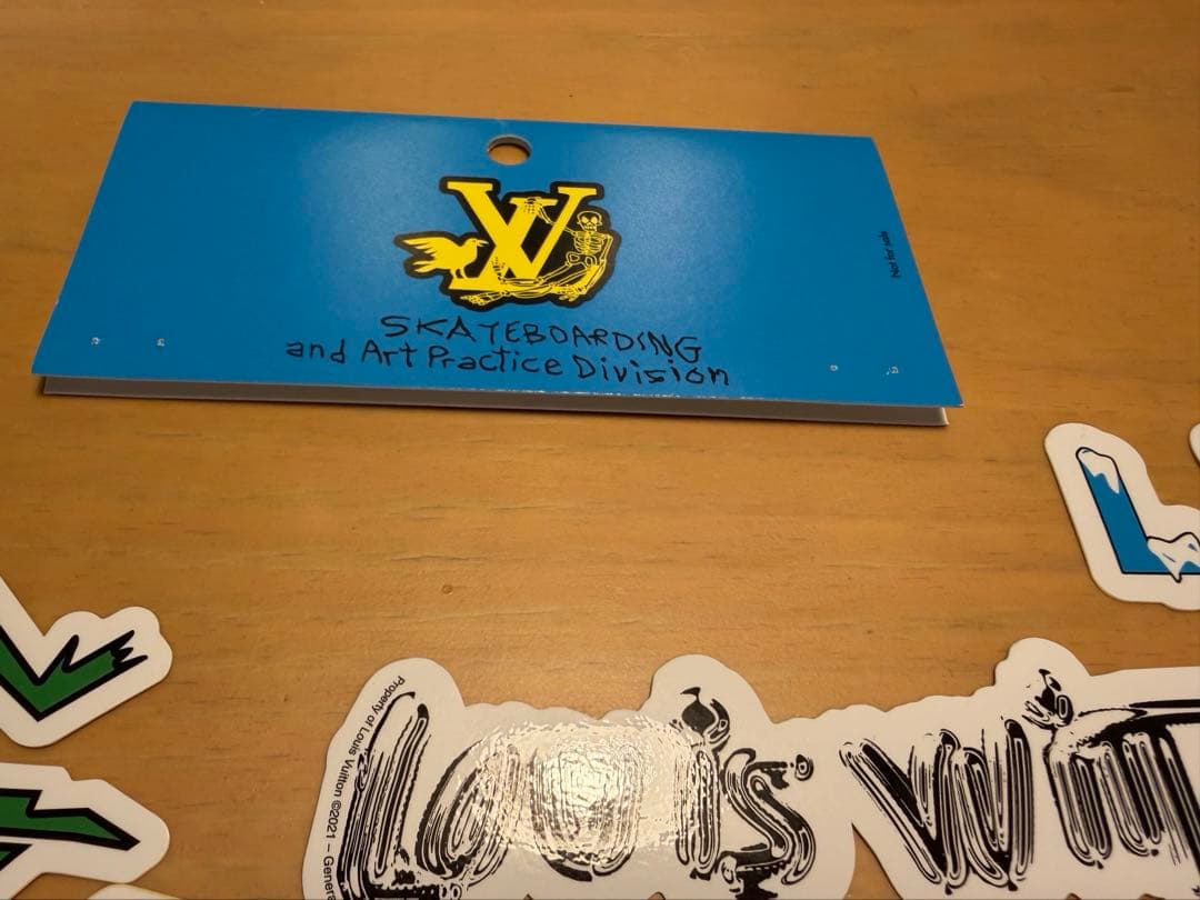 非売品 Louis Vuitton Virgil Abloh ステッカー 非売品 ステッカー